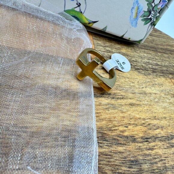 Plunder Gold Cross Ring Jewelry Design Dahlia June 9 Stainless Steel Statement - Picture 2 of 5